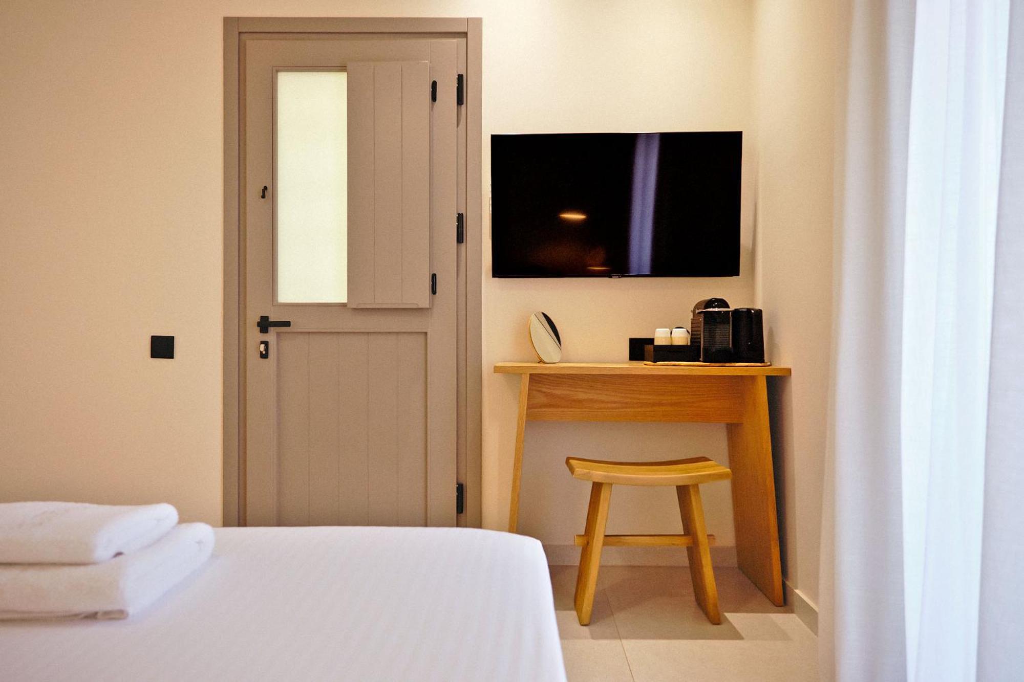 Agave Donousa Suites エクステリア 写真